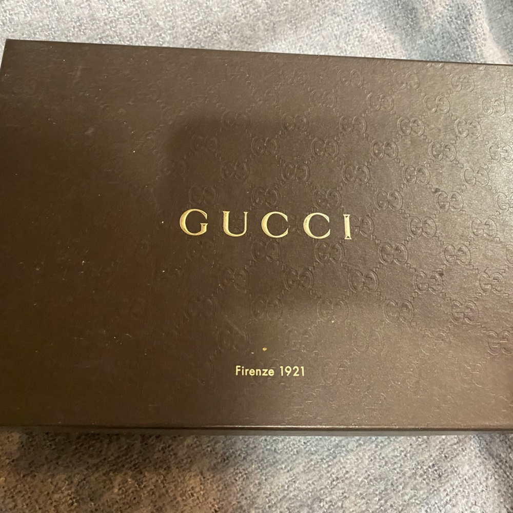 Gucci peep toe leopard